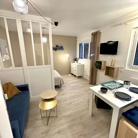 Proche De Cannes Avec Parking Prive Apartment *